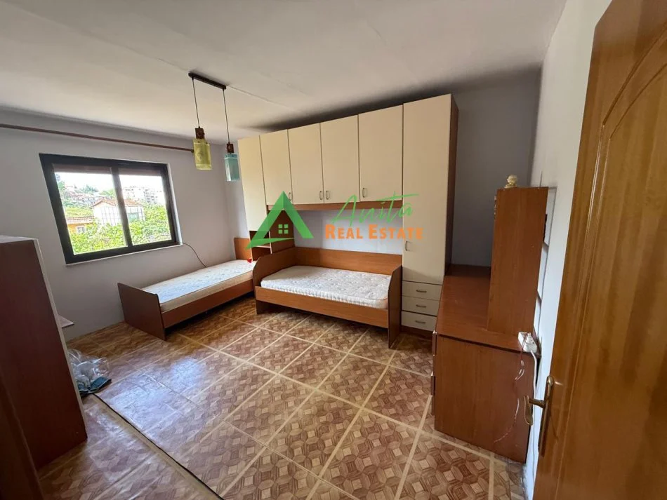 Tirane, shitet apartament 2+1+Aneks Kati 2, 72 m² 115.000 € (Ali Demi)