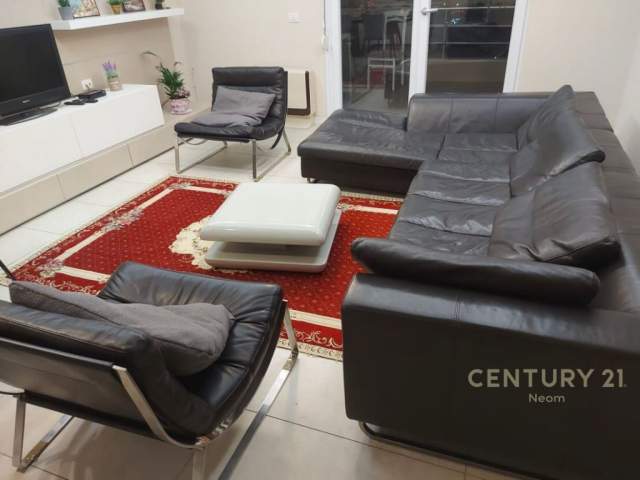 Tirane, jepet me qera apartament 1+1+BLK Kati 3, 72 m² 450 Euro (Liqeni i Thate)