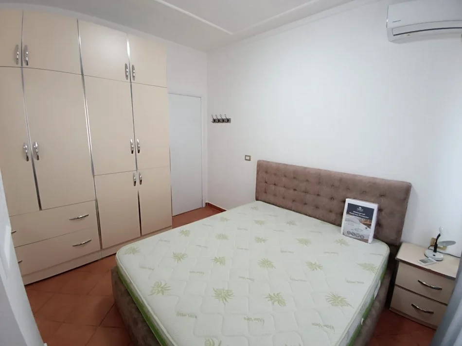 Tirane, Apartament 1+1  me qira tek Kopshti Zoologjik