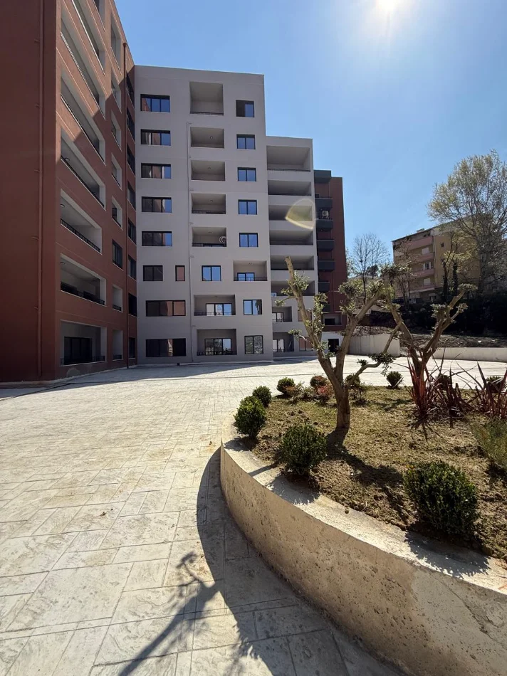 Tirane, shitet apartament 1+1 , 89 m² 138.000 € (RRuga Elbasanit)