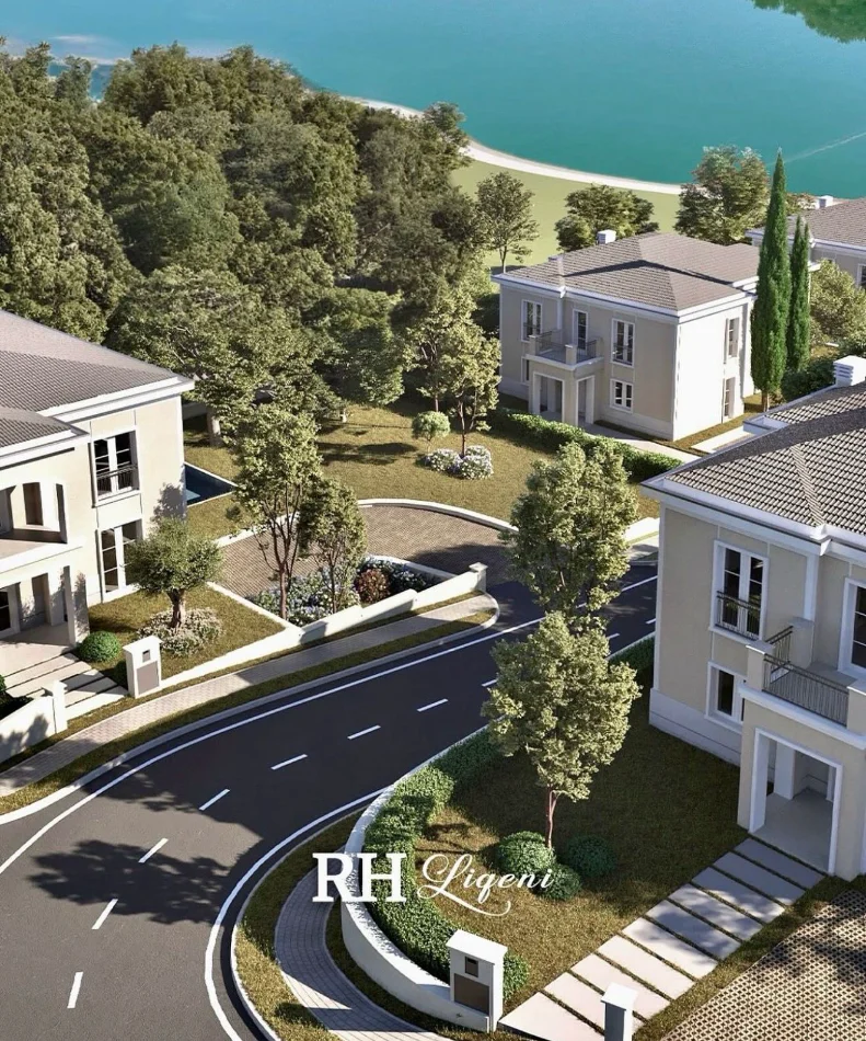 Tirane, shitet Vile 3 Katshe , 271 m² (liqeni farkes)