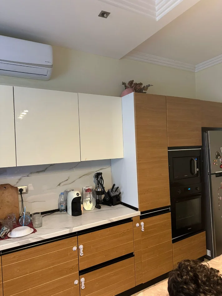 Tirane, jepet me qera apartament 2+1 Kati 3, 75 m² 650 € (Kodra e Diellit)
