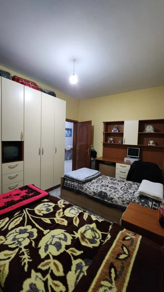 Tirane, shitet Vile 4+1 , 650.000 € 