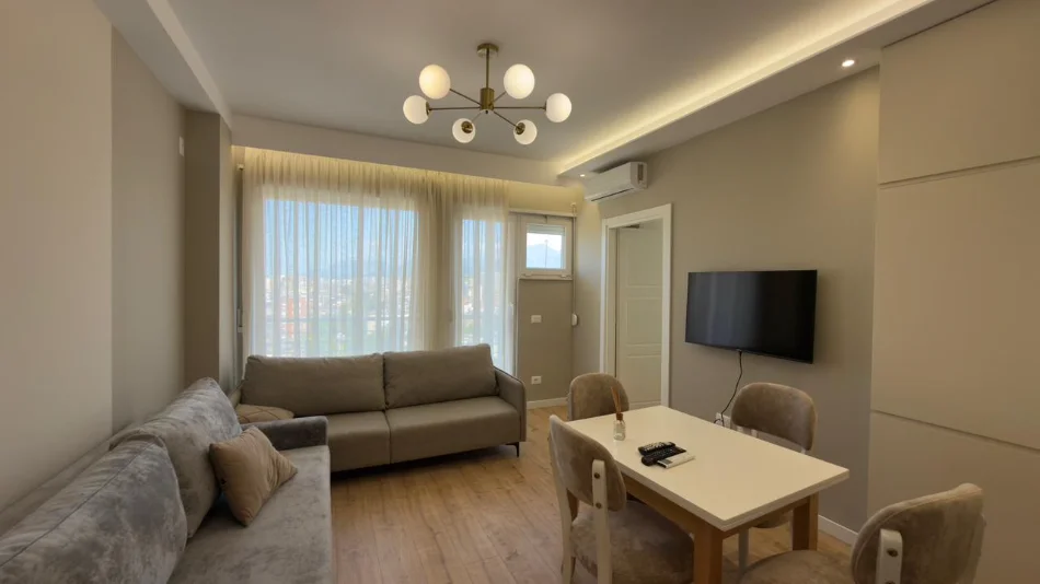 Tirane, jepet me qera apartament 1+1 Kati 8, 65 m² 600 € (Ali Demi)