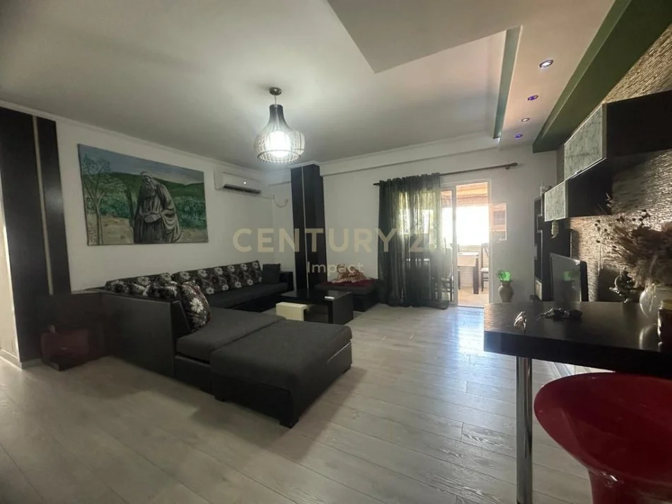 Tirane, shes apartament 2+1 Kati 2, 110 m² 186.000 € (Rr. Jordan Misja)