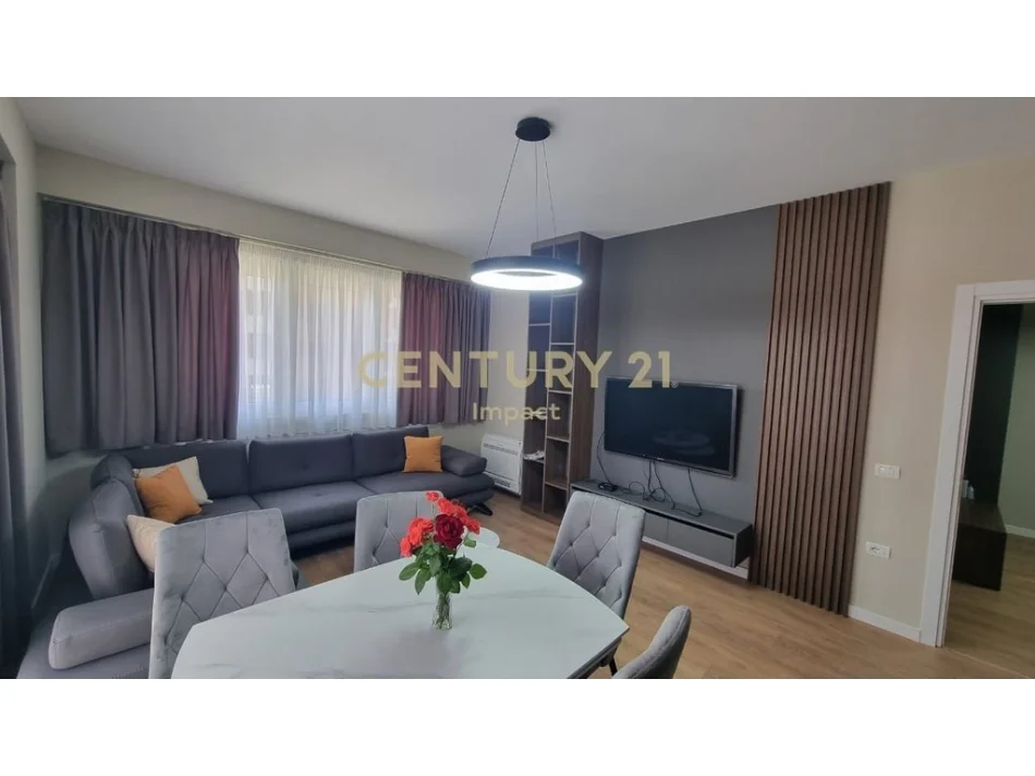 Tirane, jepet me qera apartament 1+1 Kati 1, 65 m² 550 € (Kompleksi JOLLA)