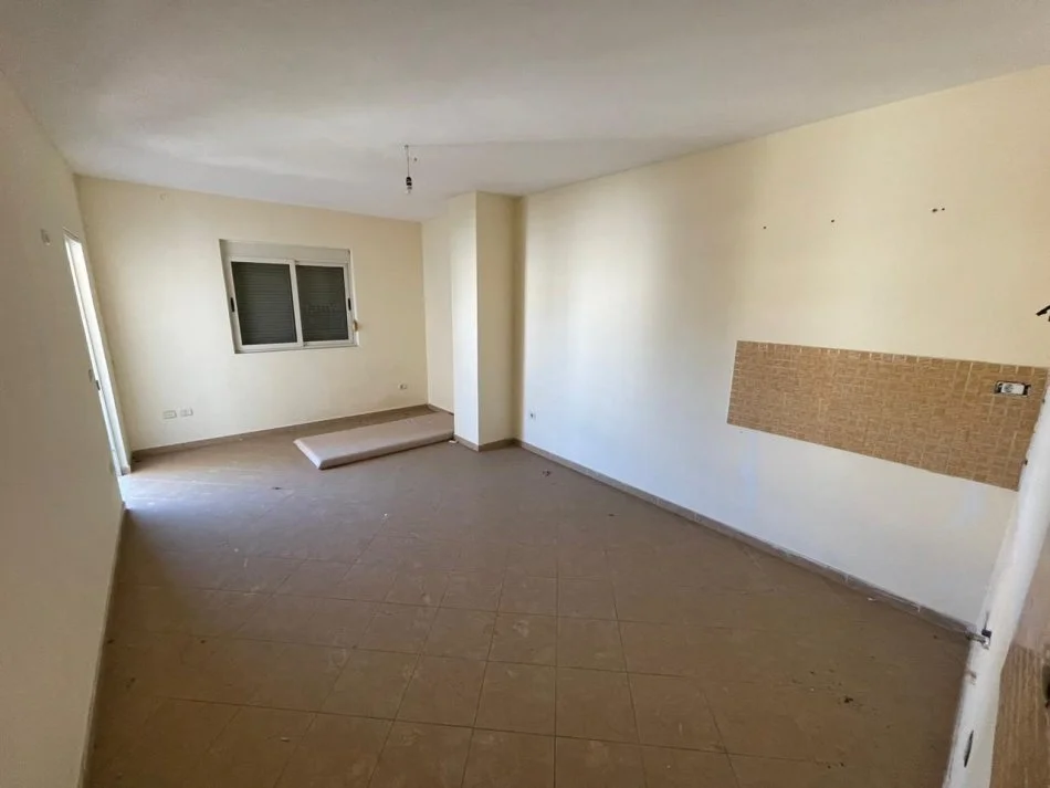 Durres, shitet apartament 1+1+Ballkon Kati 6, 70 m² 75.000 € 