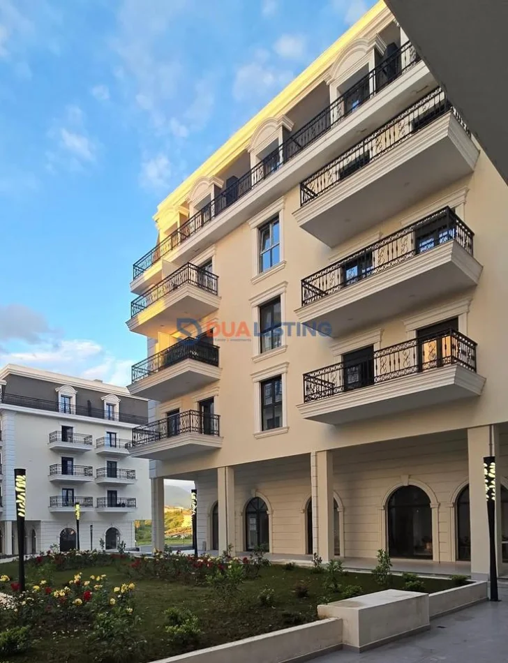 Tirane, shitet apartament 1+1 , 76 m² 137.000 € (Sauk)
