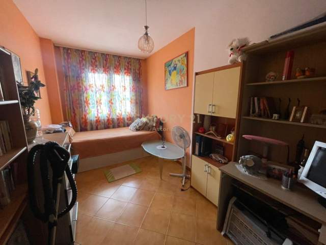 Tirane, shitet apartament 3+1+BLK Kati 6, 135 m² 223.000 Euro (Komuna e Parisit)