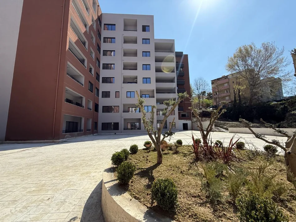 Tirane, shitet apartament 1+1 , 89 m² 138.000 € (RRuga Elbasanit)
