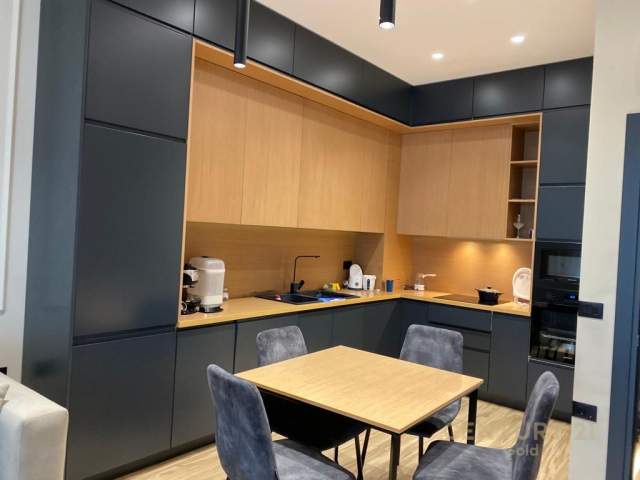 Tirane, jepet me qera apartament 1+1+BLK Kati 6, 75 m² 750 Euro (Rruga e Kavajes)