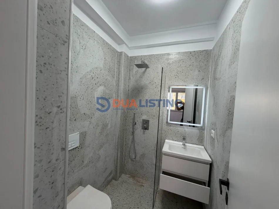 Tirane, shitet apartament 2+1 , 100 m² 159.000 € (Kodra e Priftit)