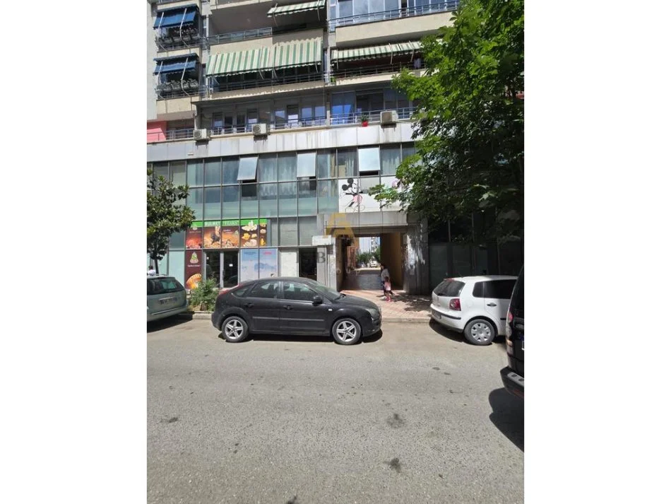 Tirane, shitet apartament 2+1+2 Kati 4, 86 m² 133.000 € (ASTIR, KOMPLEKSI EVEREST)
