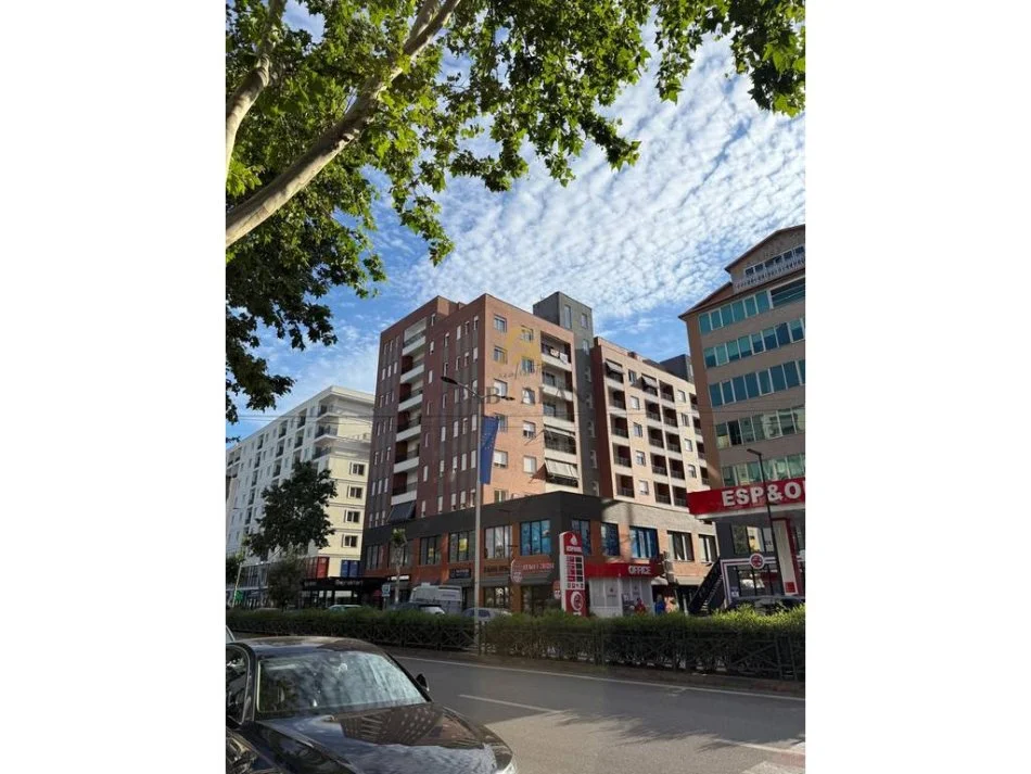 Tirane, shitet apartament 2+1 Kati 7, 128 m² 115.300 € (Kamez, perballe Oslos)