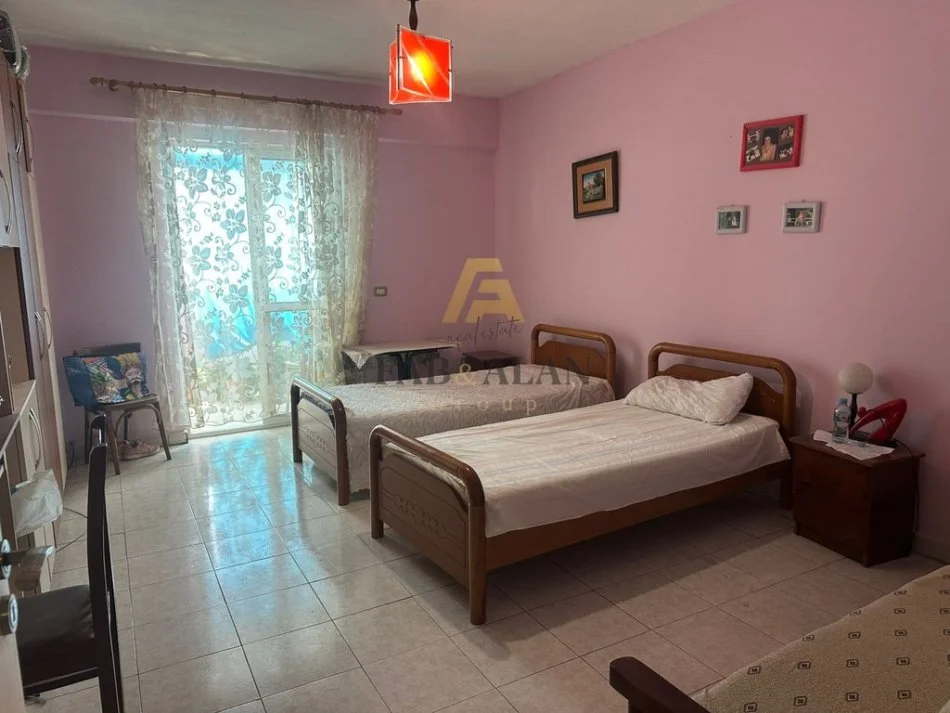 Tirane, shitet apartament 2+1 Kati 5, 108 m² 146.000 € (LAPRAKE)