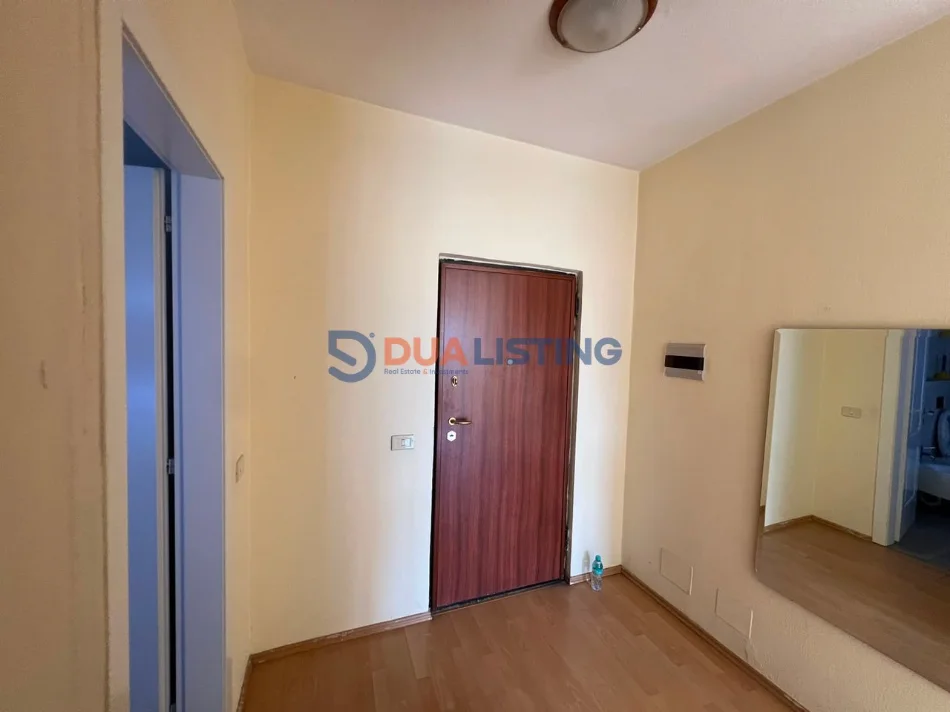 Tirane, jepet me qera apartament 2+1 , 67 m² 650 € 