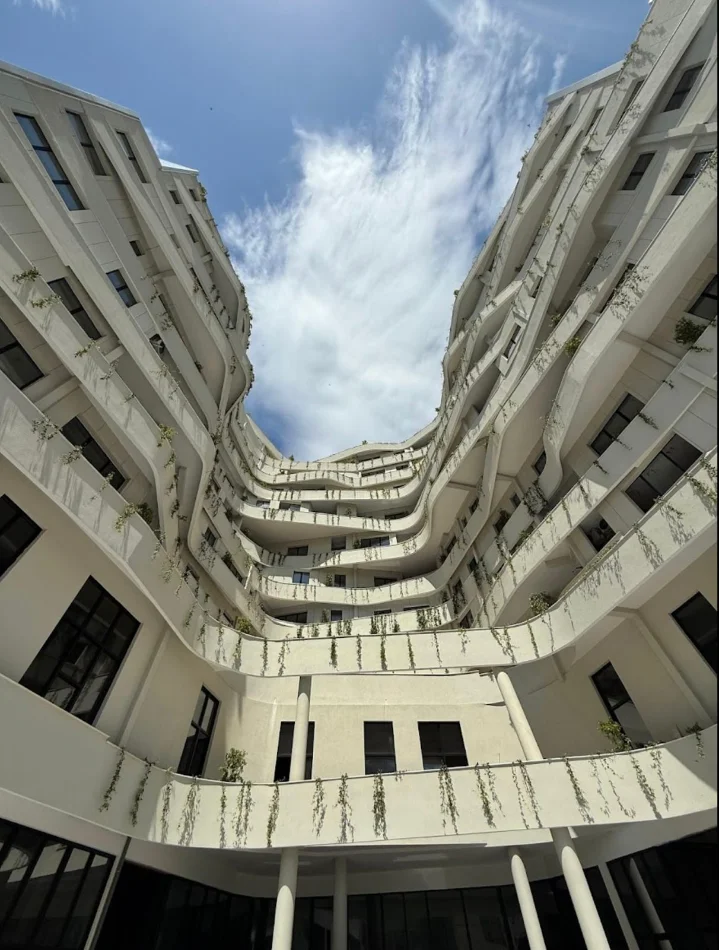 Tirane, shitet apartament 1+1 , 60 m² 148.000 € (vasil shanto)