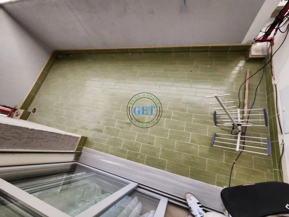 Durres, jepet me qera apartament 2+1 Kati 5, 115 m² 400 € (Plazh Iliria, Durrës)