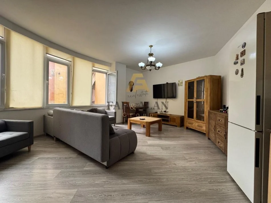 Tirane, shitet apartament 1+1 Kati 4, 75 m² 187.500 € (Selvia, tek Observatori)