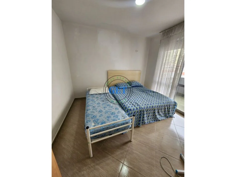 Durres, jepet me qera apartament 2+1 Kati 5, 115 m² 400 € (Plazh Iliria, Durrës)