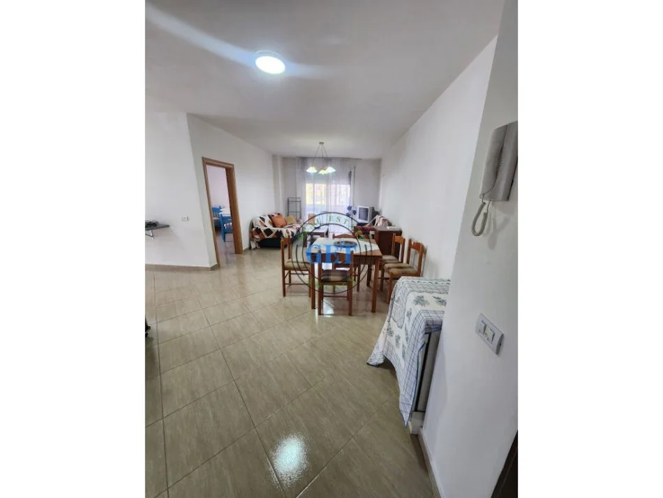 Durres, jepet me qera apartament 2+1 Kati 5, 115 m² 400 € (Plazh Iliria, Durrës)