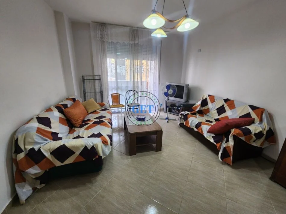Durres, jepet me qera apartament 2+1 Kati 5, 115 m² 400 € (Plazh Iliria, Durrës)