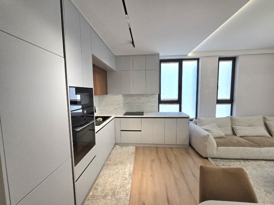 Tirane, jepet me qera apartament 2+1+Ballkon Kati 3, 100 m² 1.000 € (Rruga Jordan Misja)