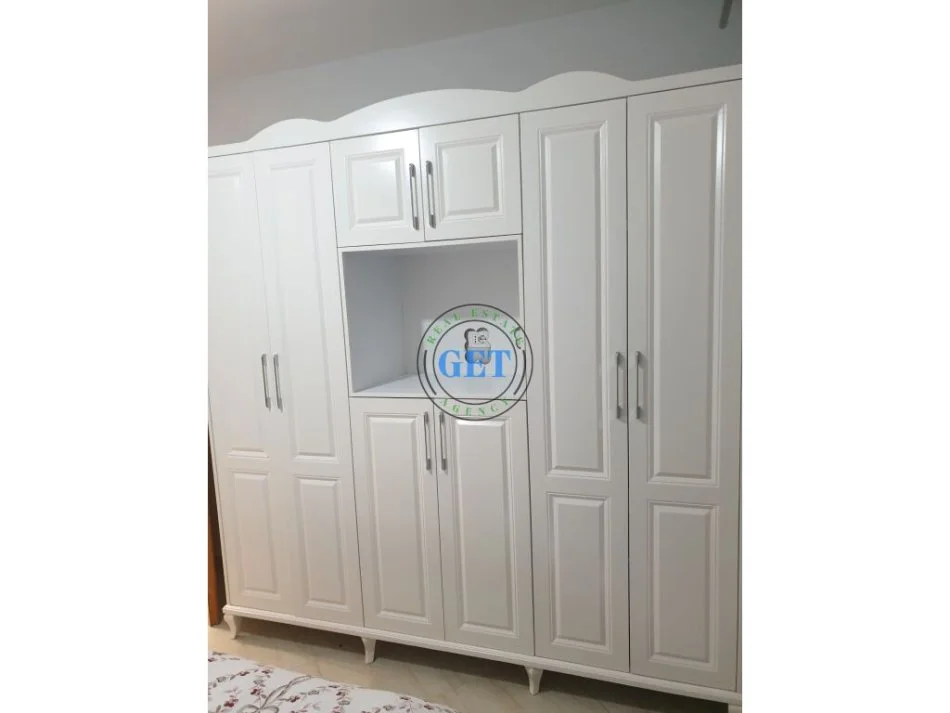 Durres, jepet me qera apartament 3+1 Kati 6, 110 m² 500 € (pranë Zjarrëfikëses, Durrës)