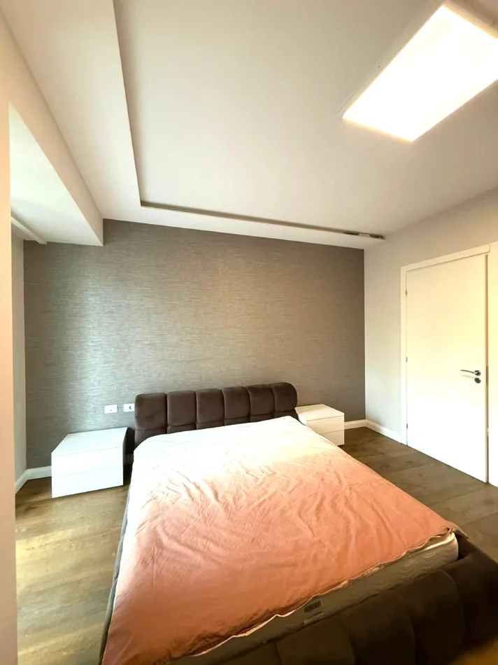 Tirane, shitet apartament 2+1 , 130 m² (Stadiumi Arena)