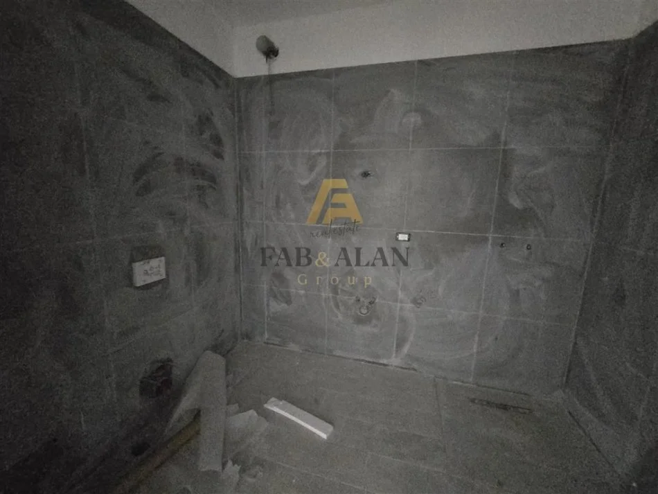 Tirane, shitet apartament 1+1 Kati 1, 72 m² 130.000 € (Laprake, KOMPLEKSI AURA)