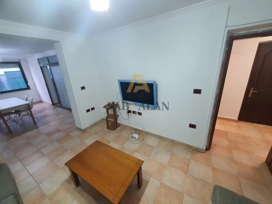 Tirane, shitet apartament 3+1 Kati 3, 100 m² 260.000 € (Ish Blloku)