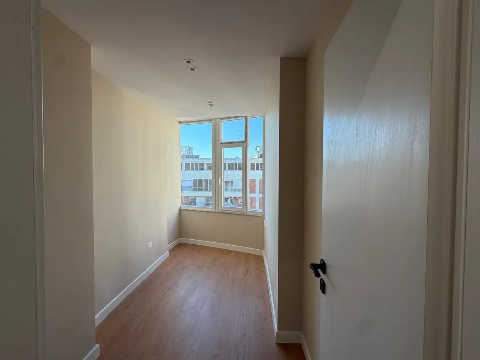 Tirane, shitet apartament 2+1 , 80 m² 190.000 € (Stacionit Trenit)