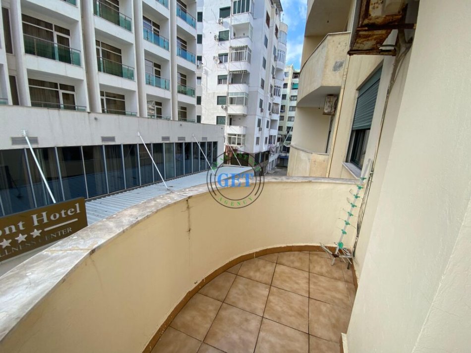 Durres, jepet me qera apartament 1+1 Kati 2, 350 € 