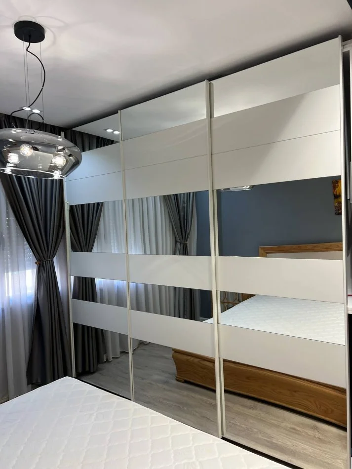 Tirane, jepet me qera apartament 2+1+Parkim Kati 3, 106 m² 800 € (Kompleksi Besa Don Bosko)