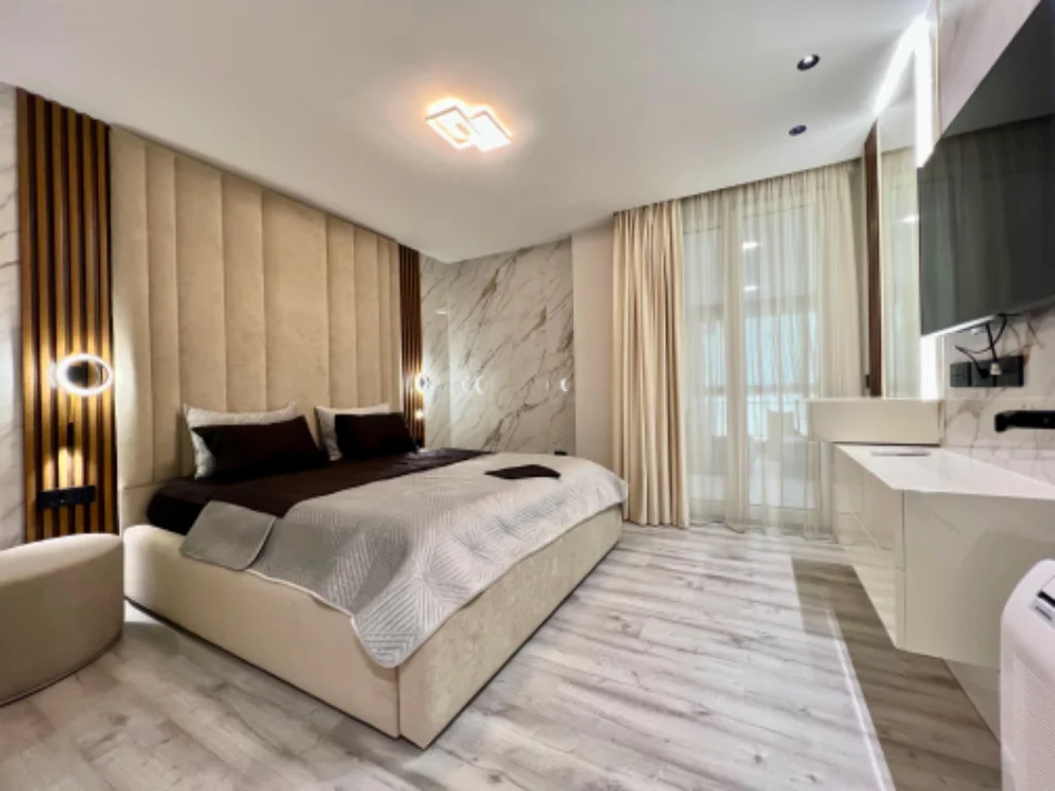 Tirane, jepet me qera apartament 2+1 Kati 7, 155 m² 2.300 € (Perballe viles Enver , Ish blloku)