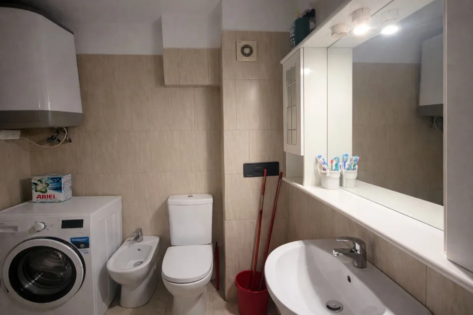 Tirane, jepet me qera apartament 2+1+Ballkon Kati 4, 100 m² 550 € (Rruga Idriz Dollaku)