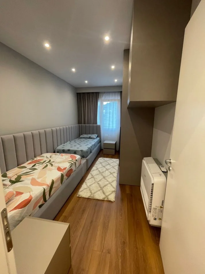 Shitet, Apartament 2+1+2, Kodra e Diellit, Tiranë AREA62714