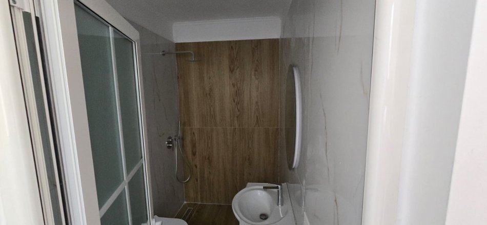 Tirane, shitet apartament 1+1 Kati 7, 53 m² 115.000 € (Perball Deliorgjit)