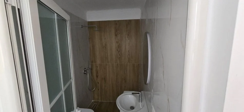 Tirane, shitet apartament 1+1 Kati 7, 53 m² 115.000 € (Perball Deliorgjit)