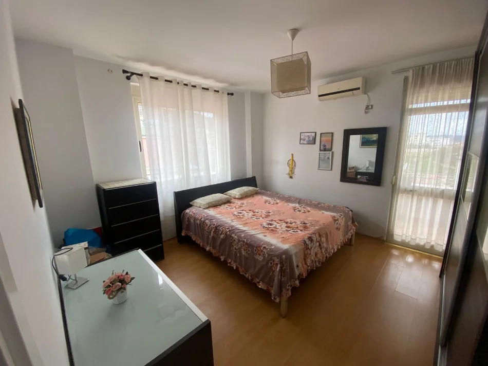 Tirane, shitet apartament 2+1+Ballkon Kati 4, 150 m² 217.000 € (FONDACIONI ELEONORE,RRUGA TRENDAFILI I BARDHE)