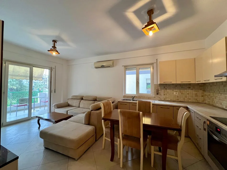 Shqiperi, jepet me qera apartament 2+1+Ballkon Kati 2, 72 m² 600 € (Kopshti Zoologjik - Tirane)