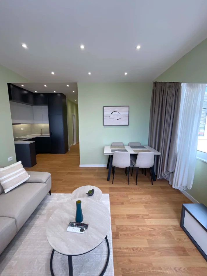Tirane, shitet apartament 2+1 Kati 10, 70 m² 225.000 € (rruga myslym shyri)