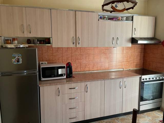 Tirane, jepet me qera apartament 2+1+BLK Kati 2, 90 m² 500 Euro (21 Dhjetori)