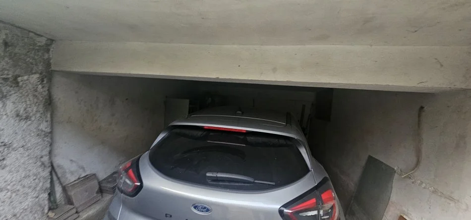 Durres, jepet me qera apartament 3+1 Kati 4, 152 m² 180.000 € (MARKATA FRUTA PERIME)