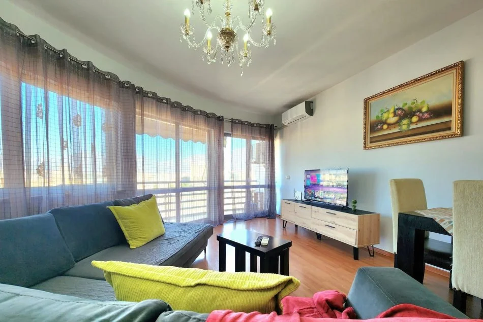Tirane, jepet me qera apartament 1+1+Ballkon Kati 9, 71 m² 520 € (Zogu i Zi)