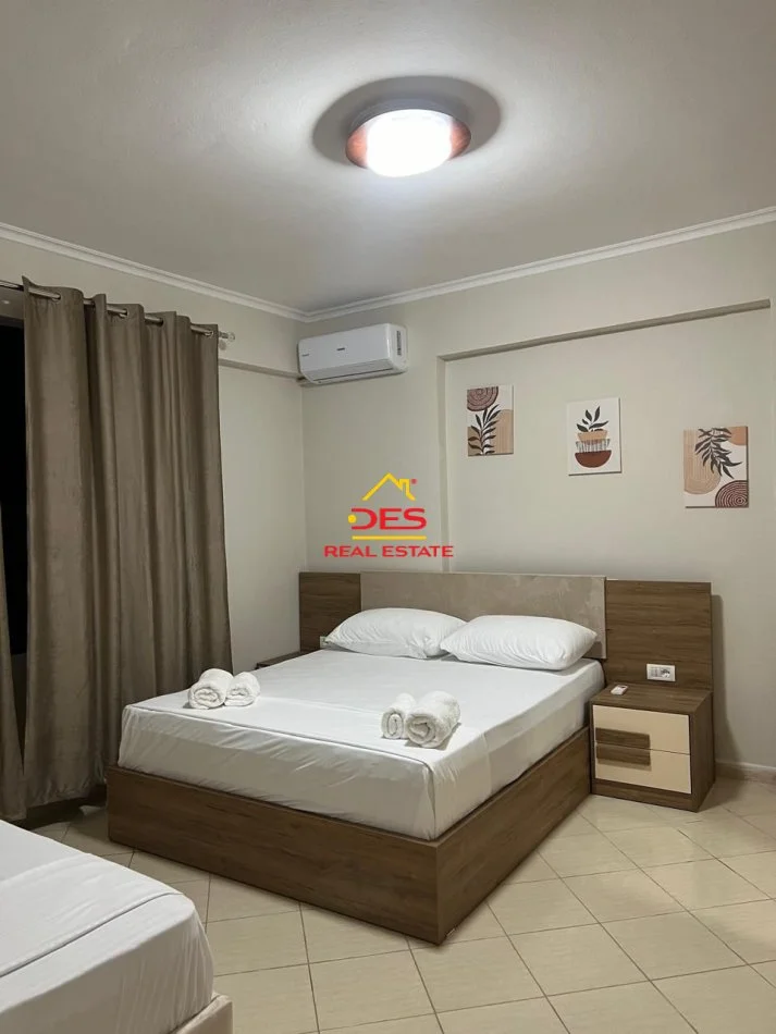 Vlore, jepet me qera apartament 2+1+Ballkon Kati 2, 115 m² 500 € (Rruga Jani Rexha)