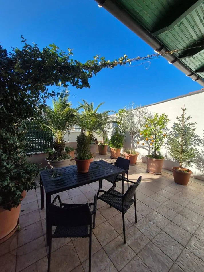 Tirane, shes apartament 1+1+Aneks+Ballkon Kati 12, 110 m² 172.000 € (KOMUNA PARISIT)