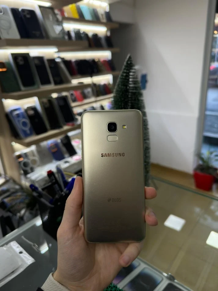 Tirane, shes Celular-Smartphone SAMSUNG J6 (2 KARTA)