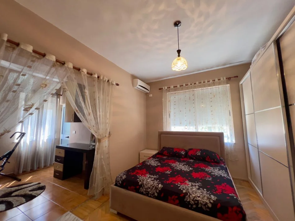 Tirane, shitet apartament 2+1+Aneks Kati 4, 94 m² 195.000 € (myslym shyri)