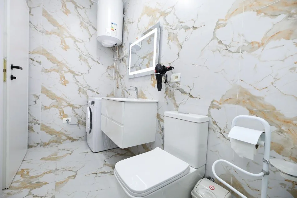 Vlore, shitet apartament 1+1+Ballkon Kati 2, 76 m² 210.000 € (Vlore)